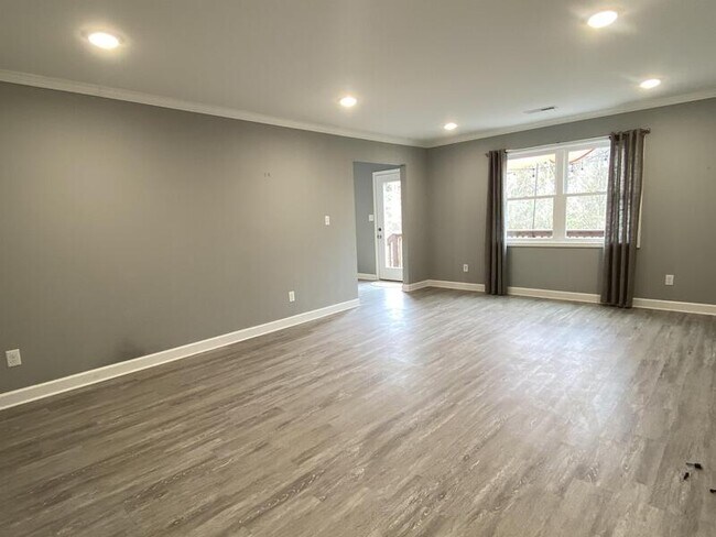 Foto del edificio - 3133 Bakertown Station Way