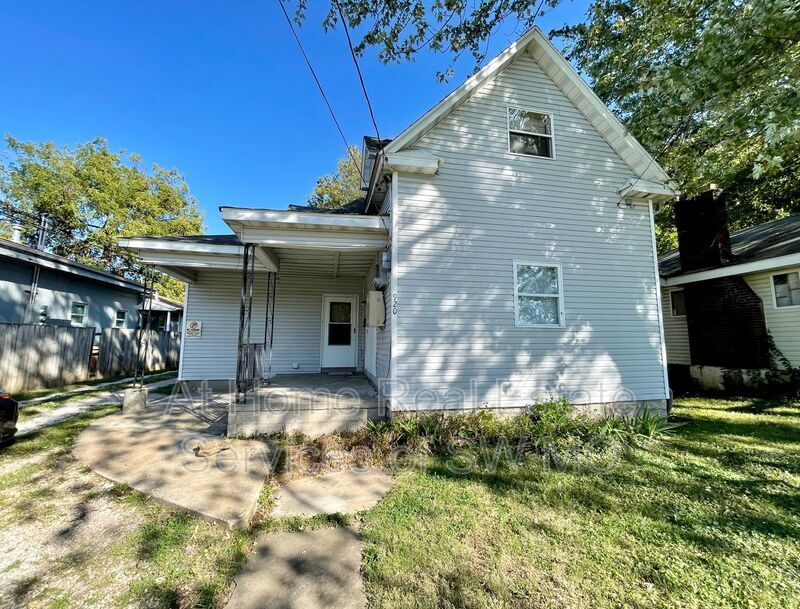 920 South Ave Unit 3, Springfield, MO 65806 Condo for Rent in