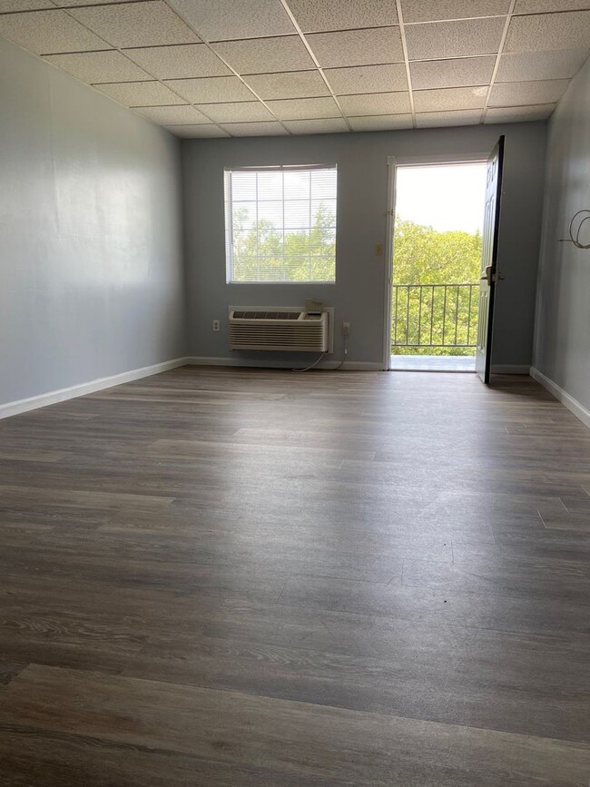 Foto del edificio - Studio Apartment in Hollister