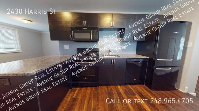 Foto del edificio - 2430 Harris St