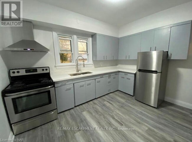 Building Photo - 67 McCalla Dr