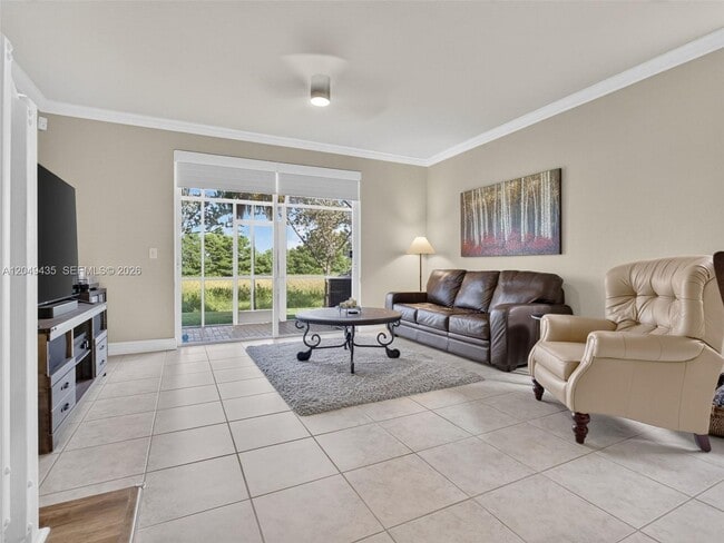 Building Photo - 2475 Cordoba Bend