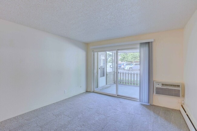 Interior Photo - Edelweiss Apartments
