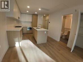 Building Photo - 375 Clayton St