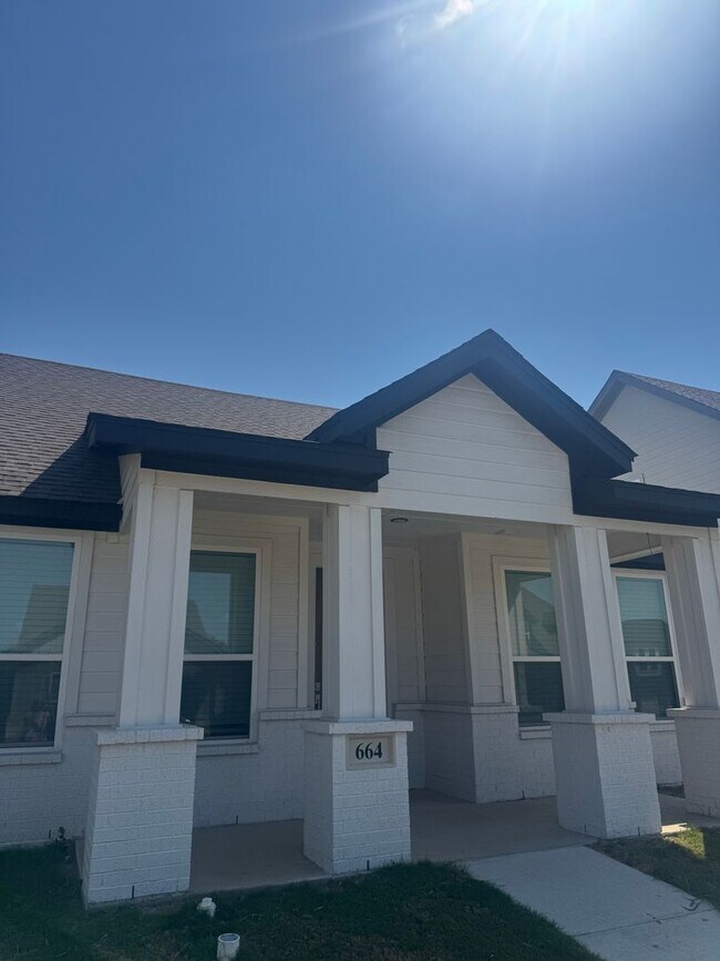 Foto del edificio - 3/2/2 Cozy Kitchen - Huge Closets