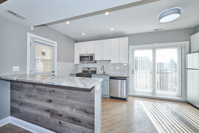 Foto del edificio - 5709 W Seminole St