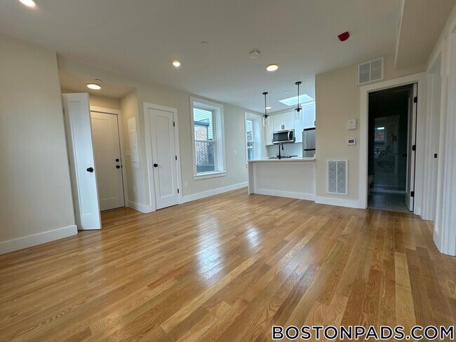 Foto del edificio - 64 N Margin St