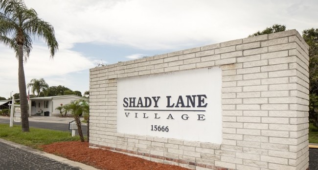 Foto del edificio - Shady Lane Village