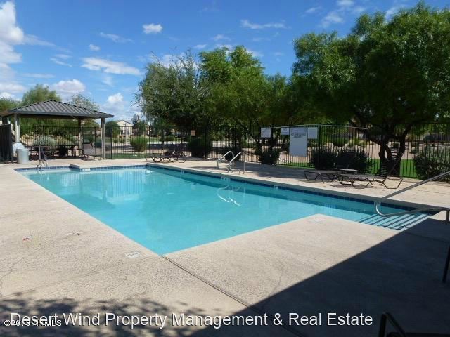 Primary Photo - 40565 N Glen Meadows Ln