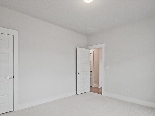 Foto del edificio - 1012 Knoxboro Ln