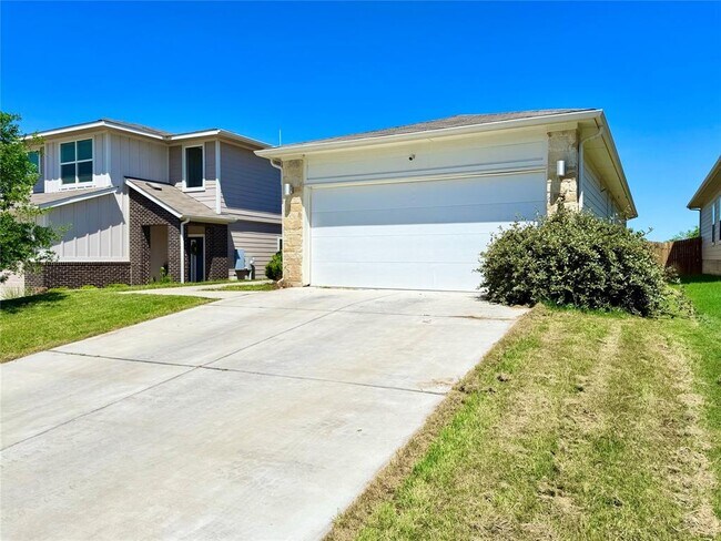 Building Photo - 2000 Daleside Ln