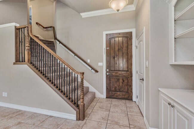 Foto del edificio - Available for September Move In! Spacious ...