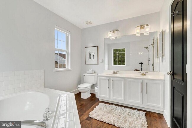 Foto del edificio - 43213 Whisperwood Terrace