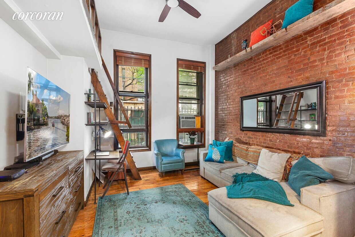 Primary Photo - 169 W 73rd St