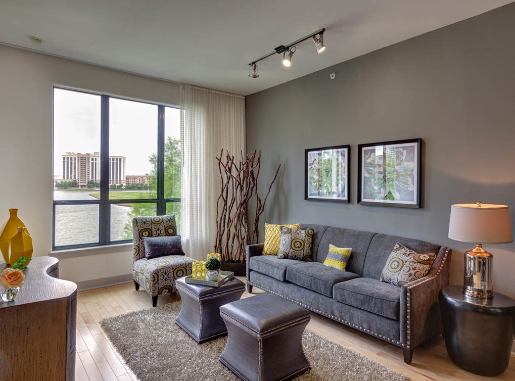 AMLI Las Colinas Apartments in Irving, TX