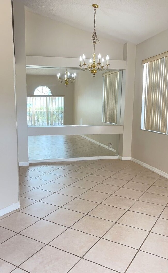 Photo - Beautiful Hunter’s Creek Pool Home!