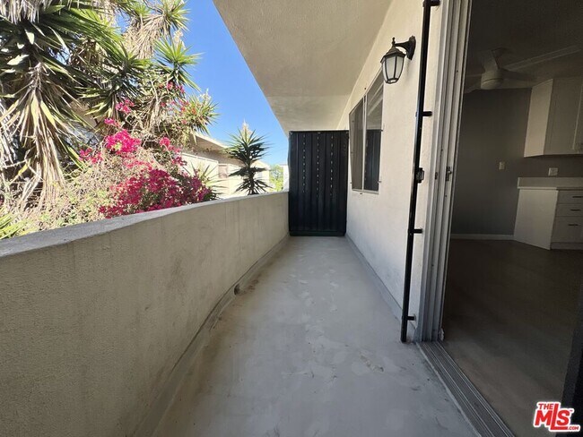 Foto del edificio - 1426 Orange Grove Ave