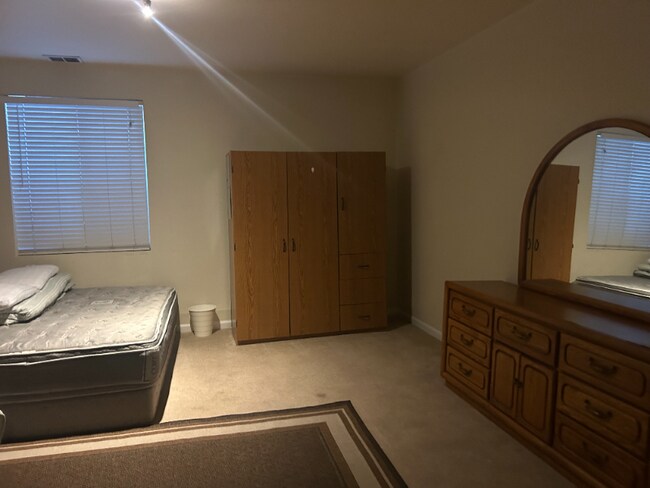 Foto del edificio - 5335 Malta St