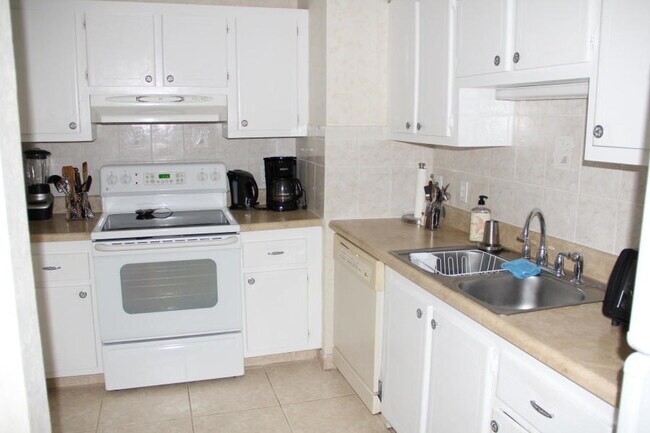 Foto del edificio - 5600 N Flagler Dr