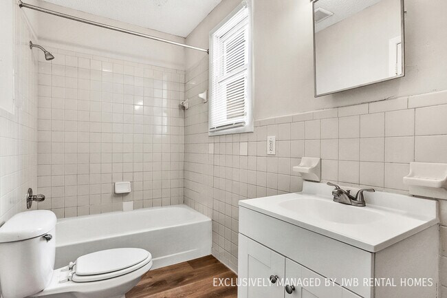 Building Photo - 353 W 62nd St