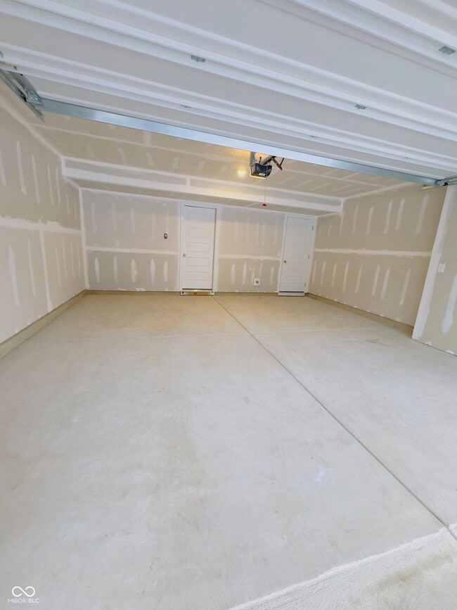 Building Photo - 4906 Gilet Dr