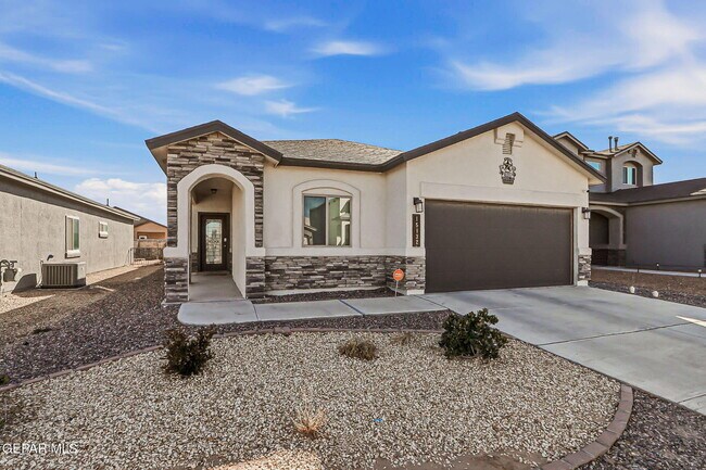 Foto del edificio - 15132 Purpose Ave