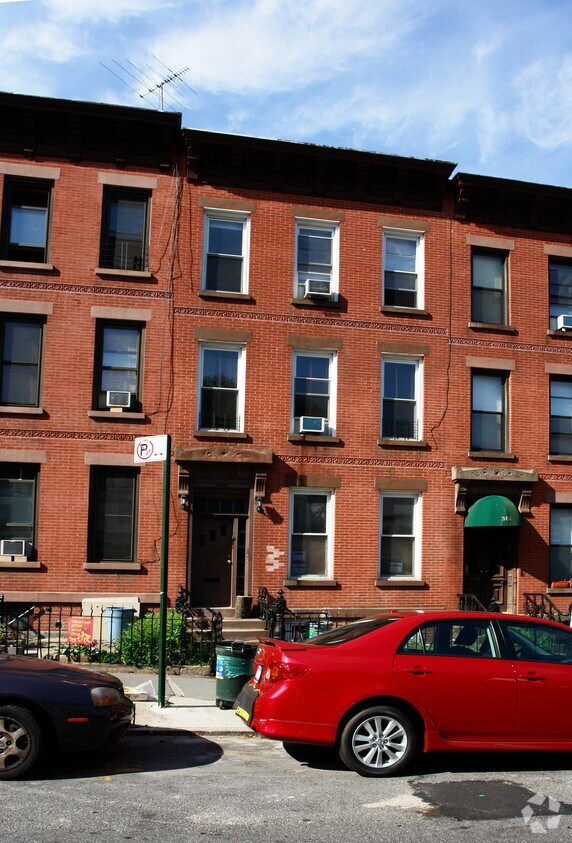 Primary Photo - 366 13th St