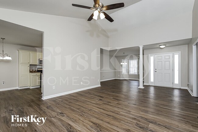 Foto del edificio - 5902 Black Willow Dr
