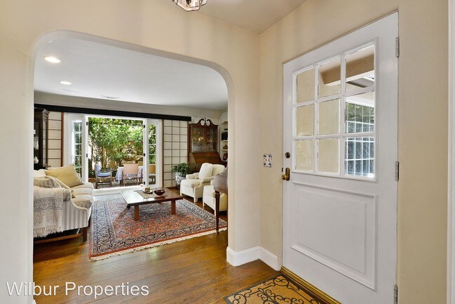 Foto del edificio - 3 br, 2 bath House - 285 Rinconada Avenue