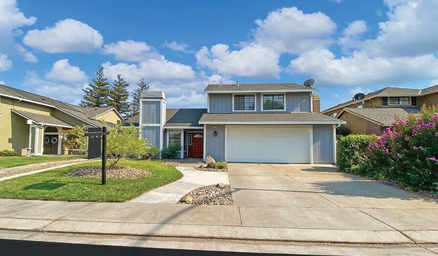 Primary Photo - 5120 Almsbury Dr