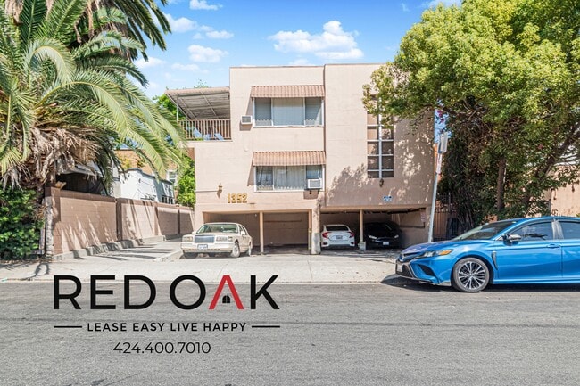Building Photo - 1352 N Las Palmas Ave
