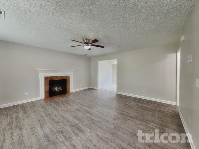 Foto del edificio - 2656 Captains Watch Rd NE