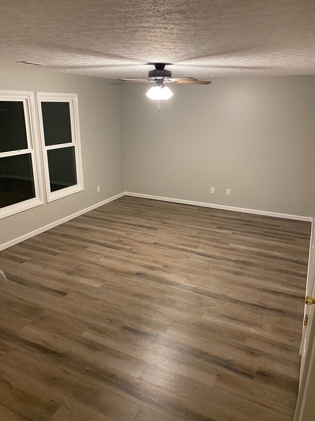 Living Room - 448 Faculty Ct