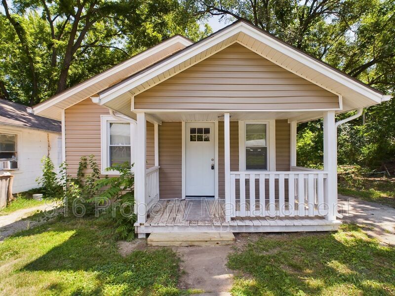 Primary Photo - 7135 Agnes Ave