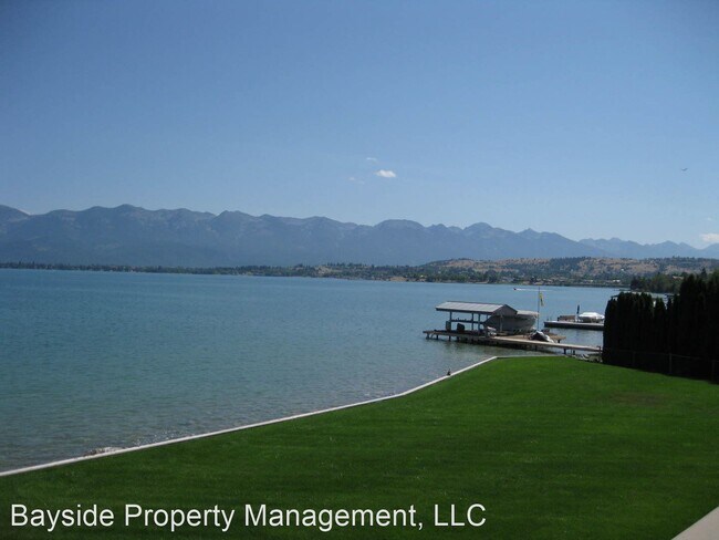 Foto del edificio - 100 Rocky Point Rd
