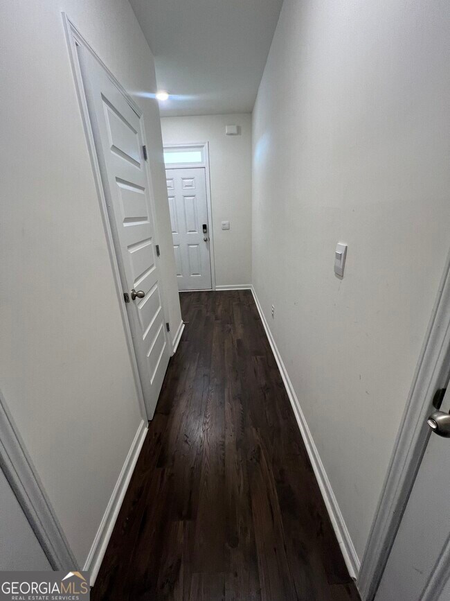 Foto del edificio - 1075 Rigby Ct SE