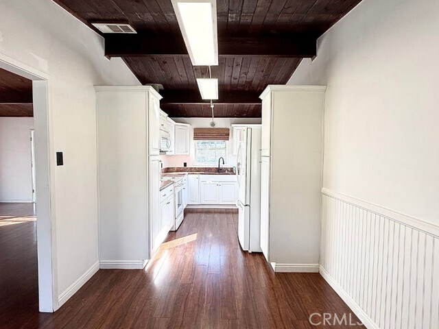 Foto del edificio - 5902 N Orangecrest Ave