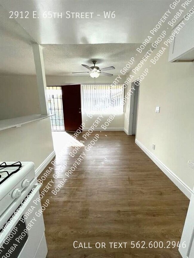 Foto del edificio - 2912 E 65th St