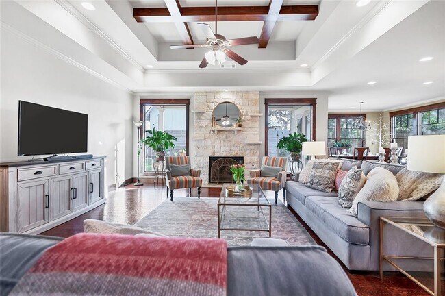 Building Photo - 2411 Marlton Dr