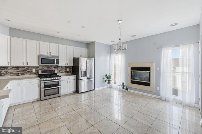 Foto del edificio - 554 Ellison Ct