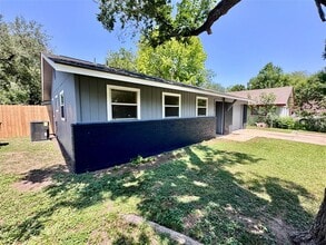 Building Photo - 6512 Pevensey Dr