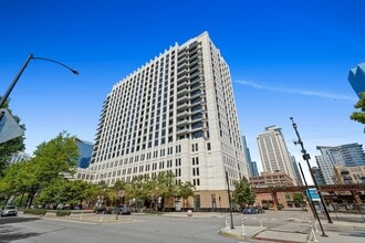 Building Photo - 1255 S State St