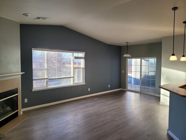 Foto del edificio - 2109 Owens Ave