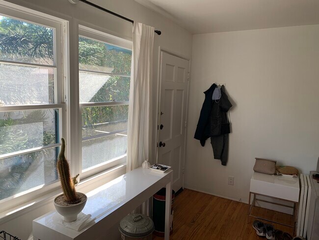 Foto del edificio - 1043 Grant St