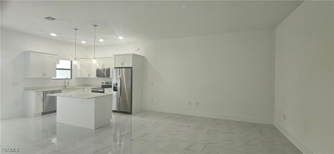 Foto del edificio - 4737 14th St SW