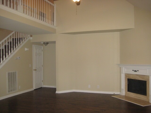 Building Photo - 5104 Bay Overlook Dr