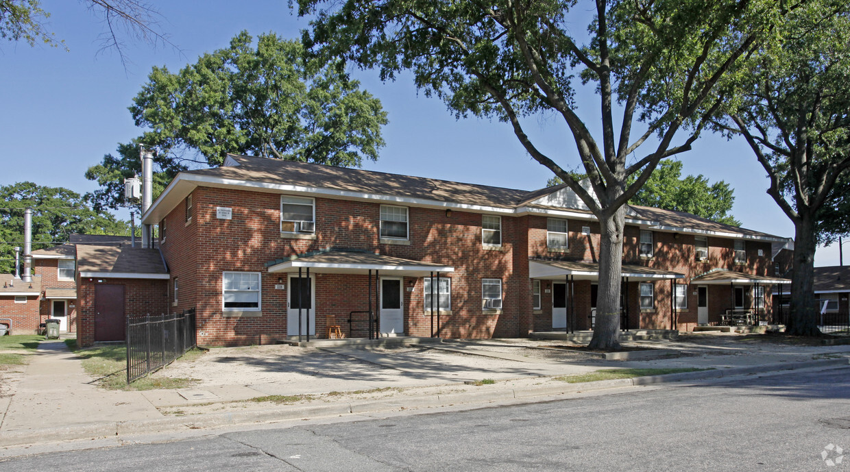 Foto del edificio - Fairfield Court