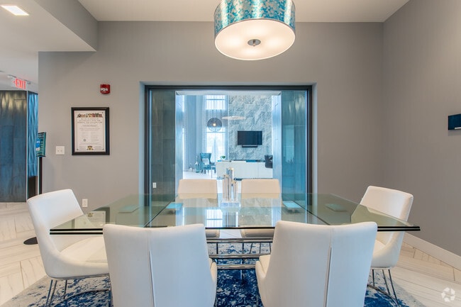 Interior Photo - The Villages of Twin Oaks
