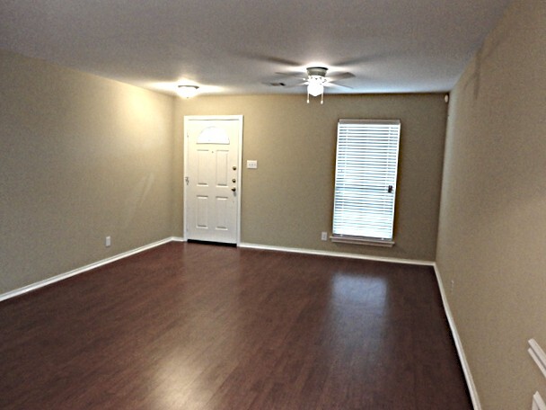 Building Photo - 109 Cowboy Trail