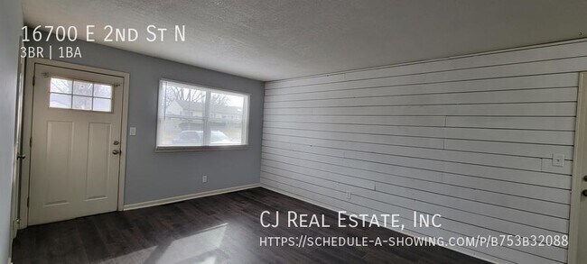 Foto del edificio - 16700 E 2 St N